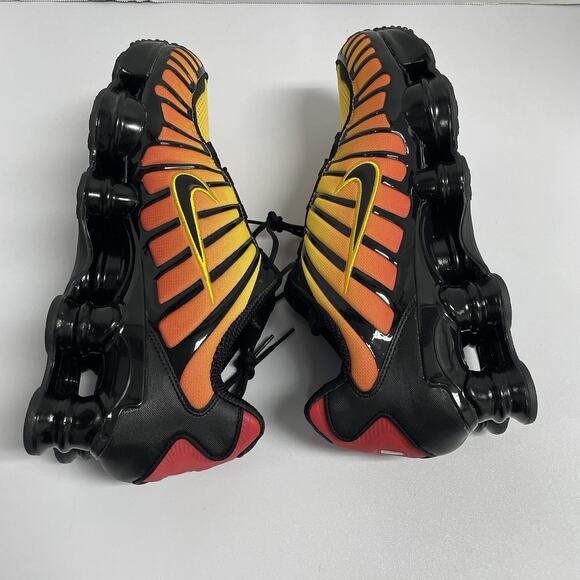 Nike Shox TL Sunrise Gradient AV3595 004 Size 12.5 Men Yellow Orange Black Shoes main image 7